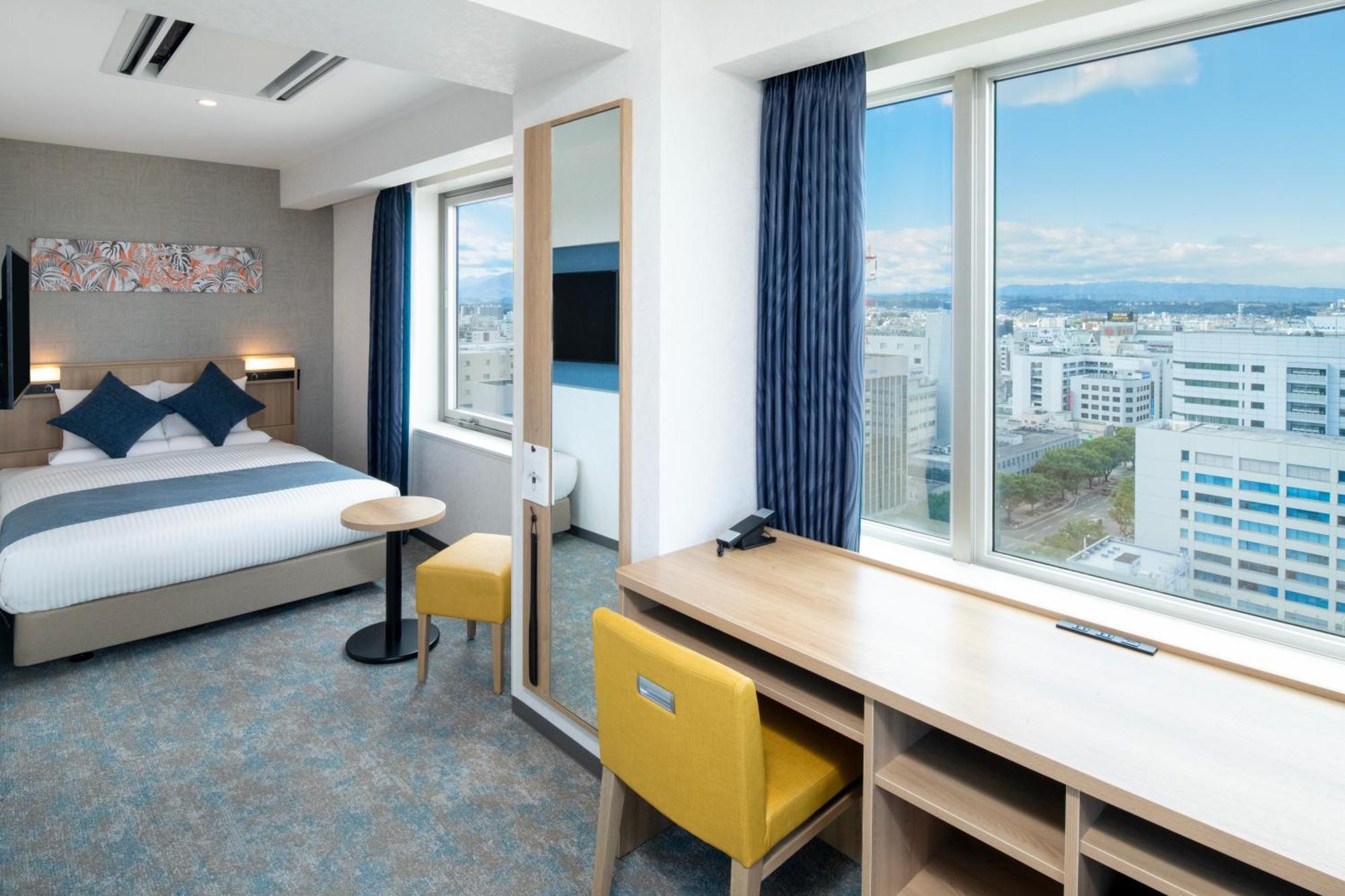 Art Hotel Miyazaki Sky Tower Екстер'єр фото