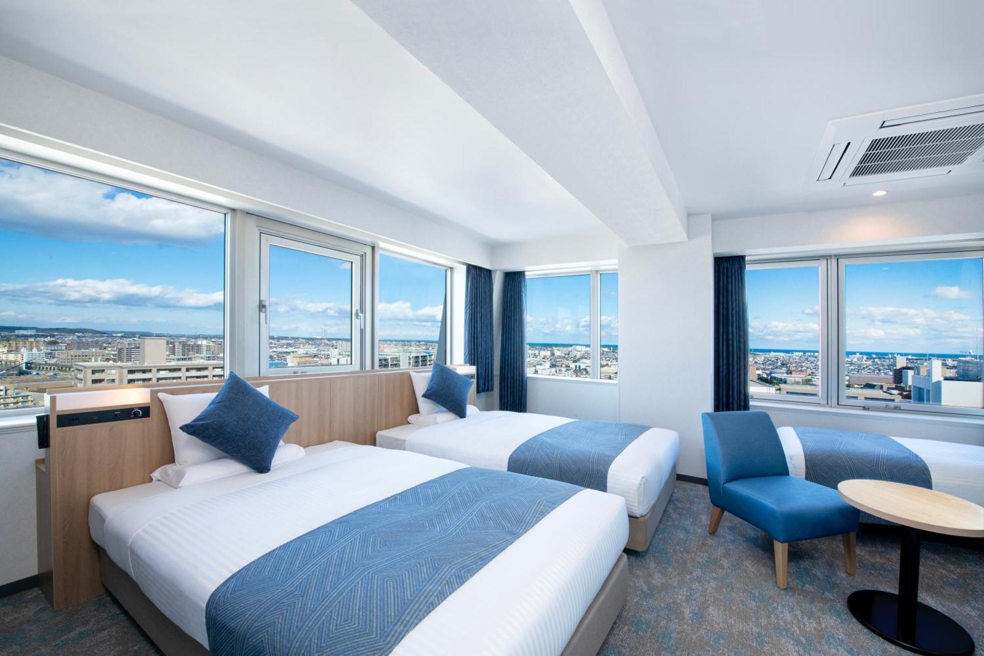 Art Hotel Miyazaki Sky Tower Екстер'єр фото